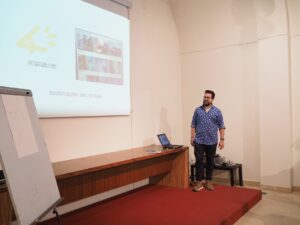 Read more about the article Mike Rubini – Reverse Engineering through Technical Scraping Download