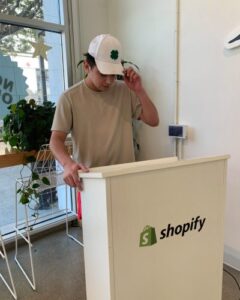 Read more about the article Soulja – The Beginners Dropshipping Course Download